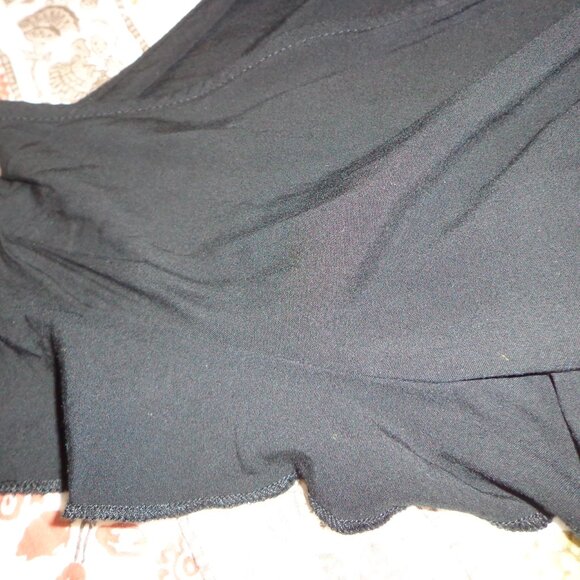 NEW GRECERELLE Maxi Wrap Dress M Black Waist Ties Ruffled Cap Sleeves V-Neck - Picture 11 of 16